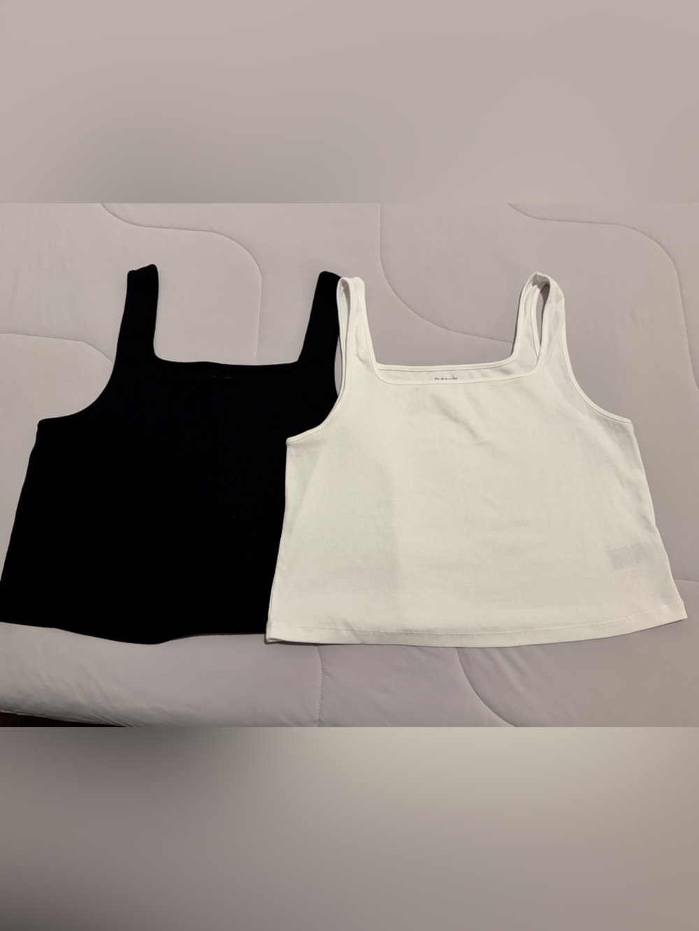 Classic Ribbed Crop Tank Top bundle - Black and White